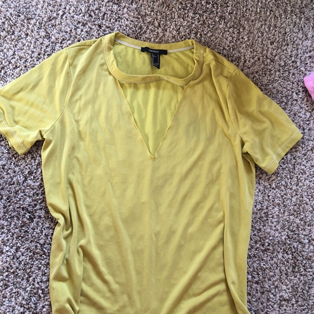 Top - Picture 2 of 2